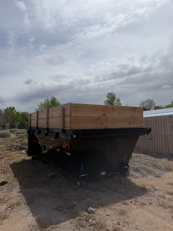 20 yard Longhorn roll off dumpster with wood side extensions